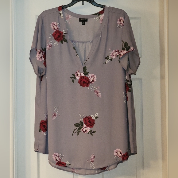 Torrid Floral Tunic - Picture 3 of 11